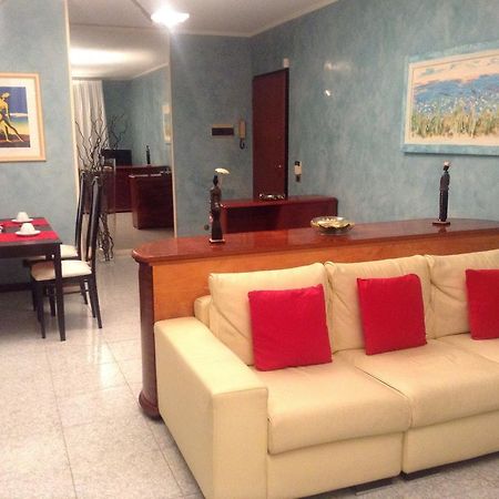 B&B Humana Rozzano Esterno foto