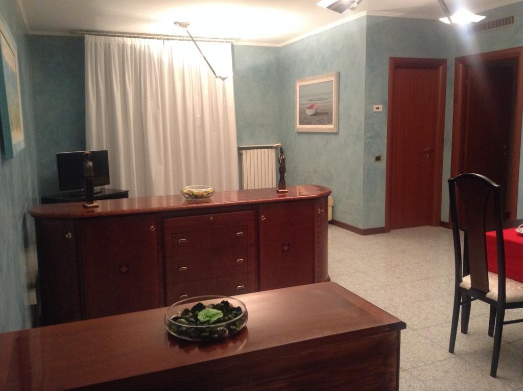 B&B Humana Rozzano Esterno foto