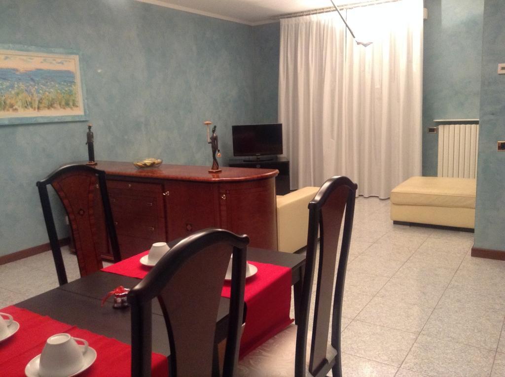 B&B Humana Rozzano Esterno foto